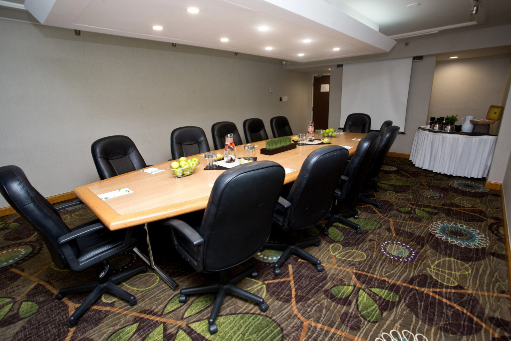Holiday Inn Peterborough-Waterfront, ON by IHG - Général