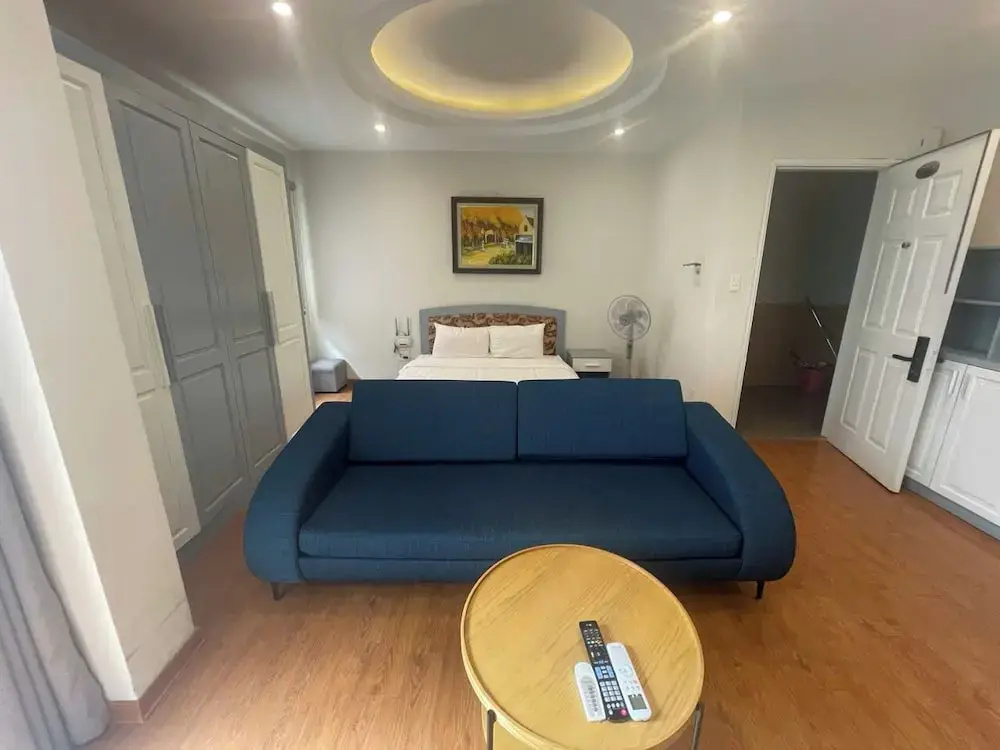 Economy Studio