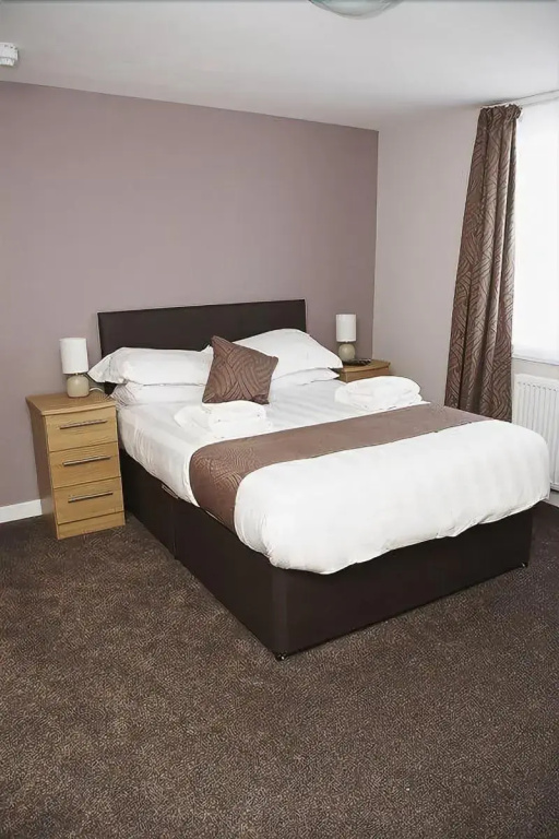 The Davron Hotel