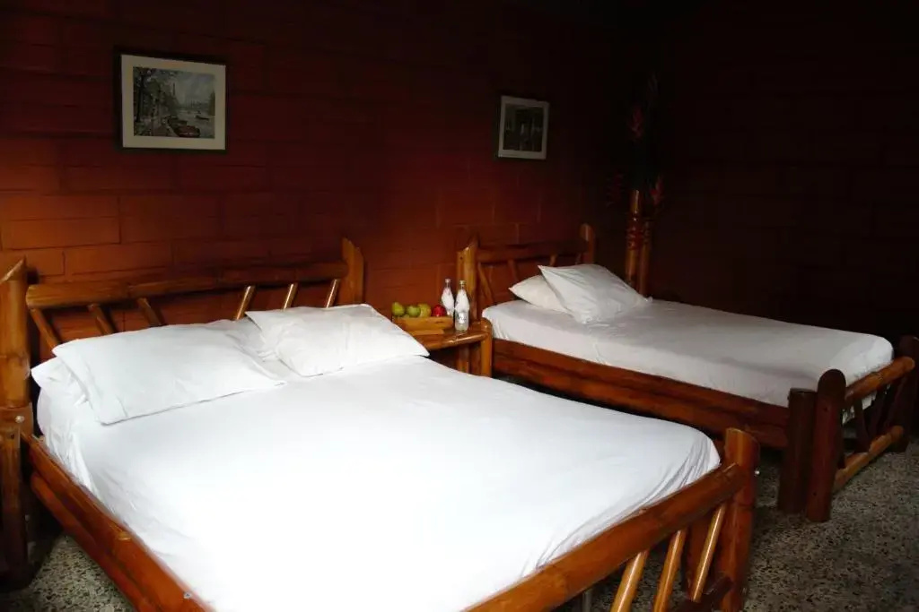 Parador del Gitano Hotel & Restaurante - Chambres