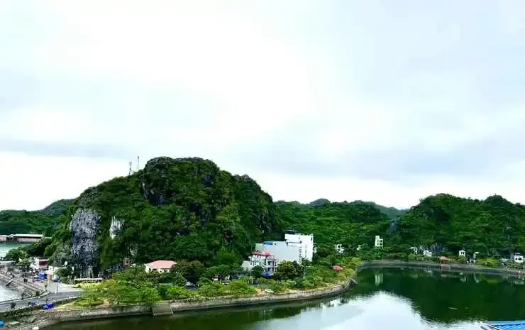 Cat BA Rosalia Hotel