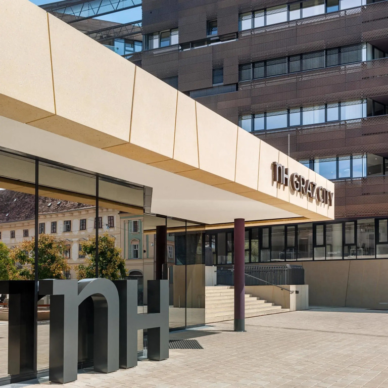 NH Graz City — фото