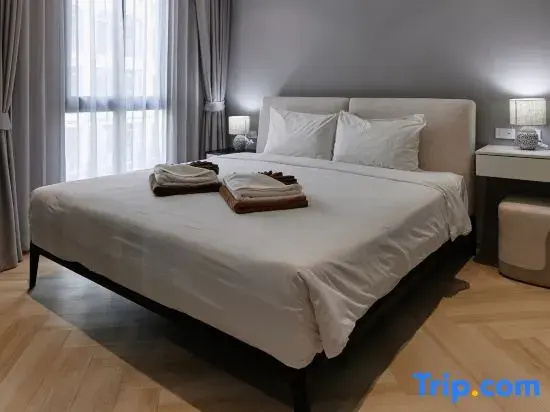 Brand-New Spacious Apartment, 8 Minutes to Bang Tao Beach