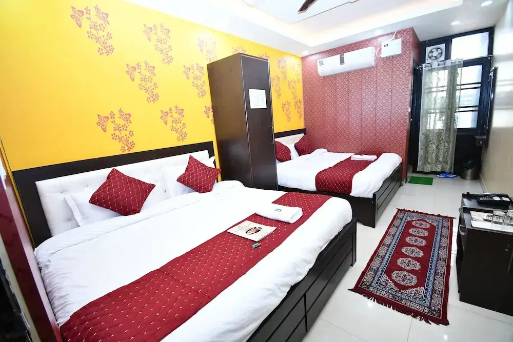 Deluxe Quadruple room