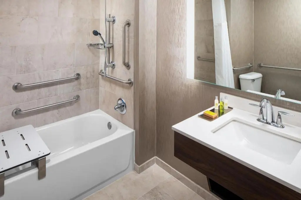 DoubleTree by Hilton Ann Arbor North - Chambres