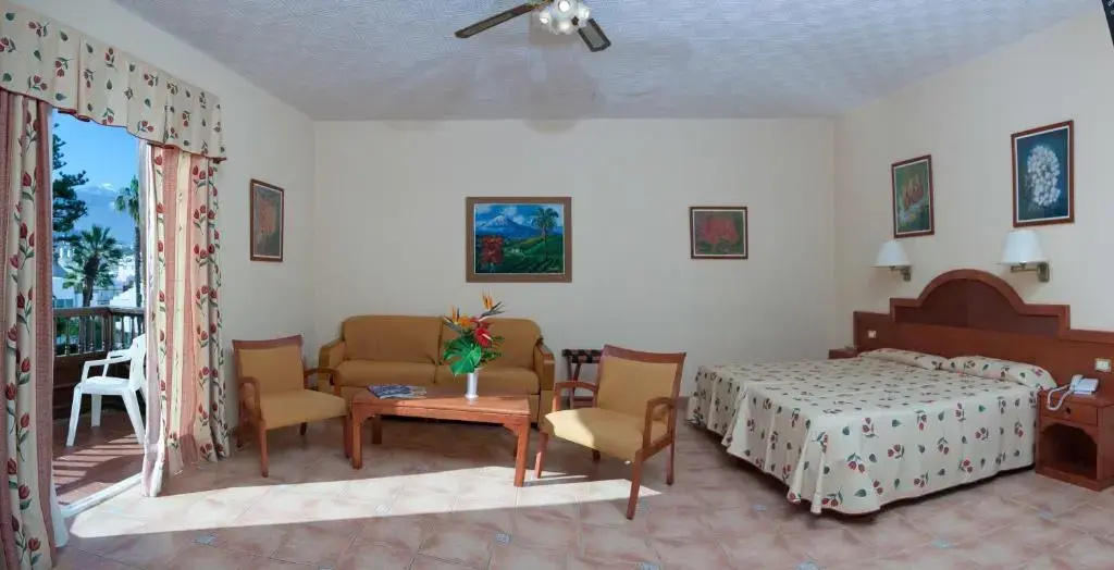 Hotel Monopol - Chambres