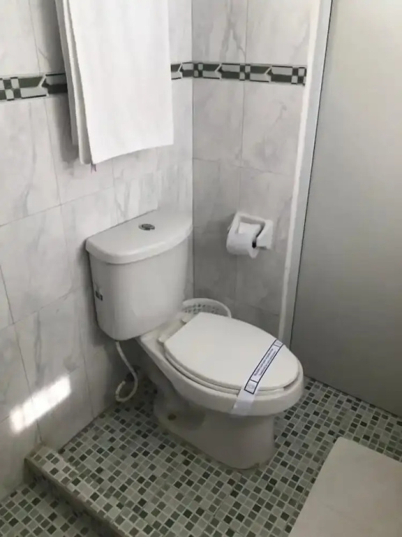 Comfort room