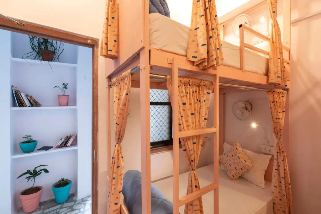 Bed in Dorm