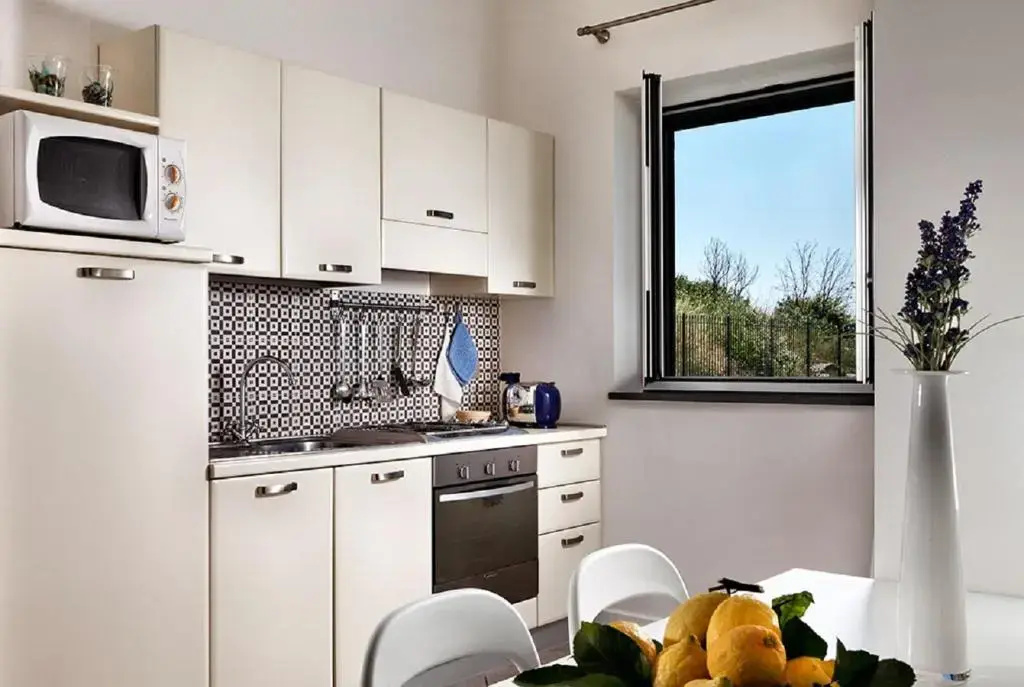 1 Bedroom Apartment with sea view