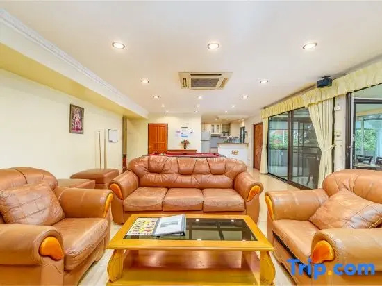 Вилла с 5 комнатами с видом на сад в Villa Navin Resort