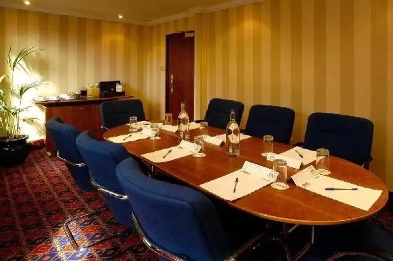 Comfort Hotel Harrow - Général