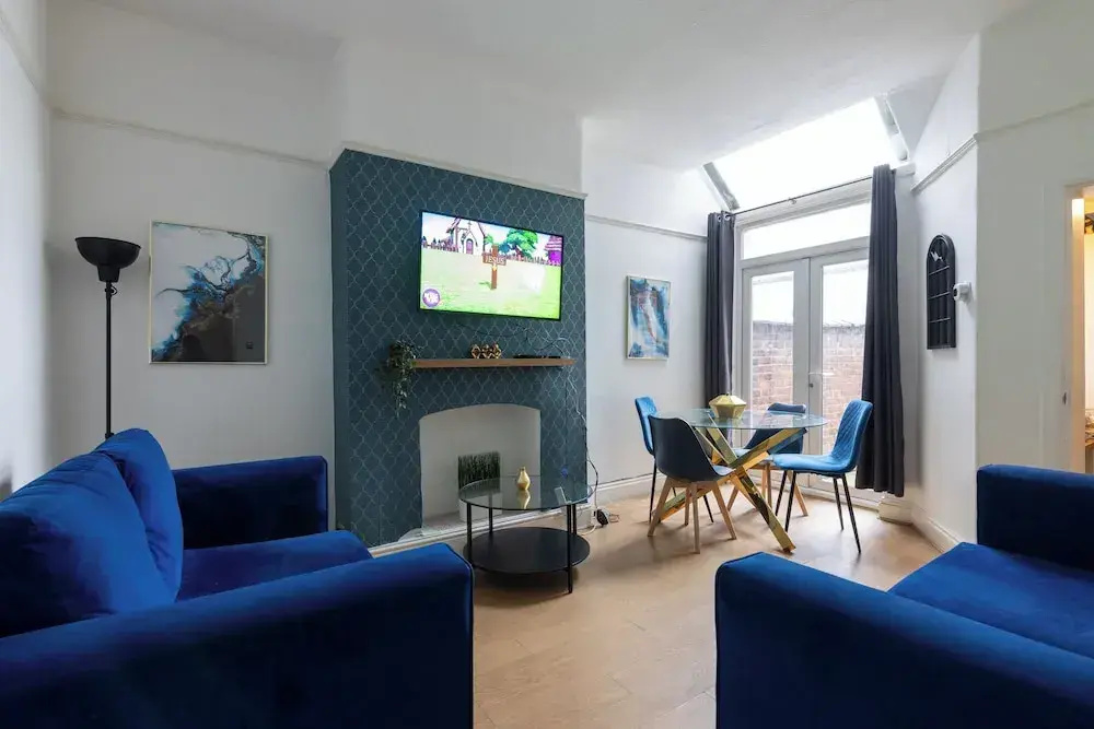 Salford City Oasis - Spacious 4 Bedroom House