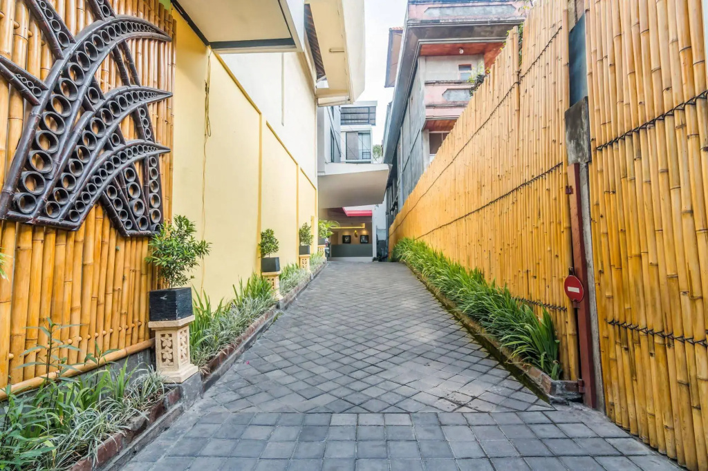 ZEN Rooms Kuta Benesari - Général