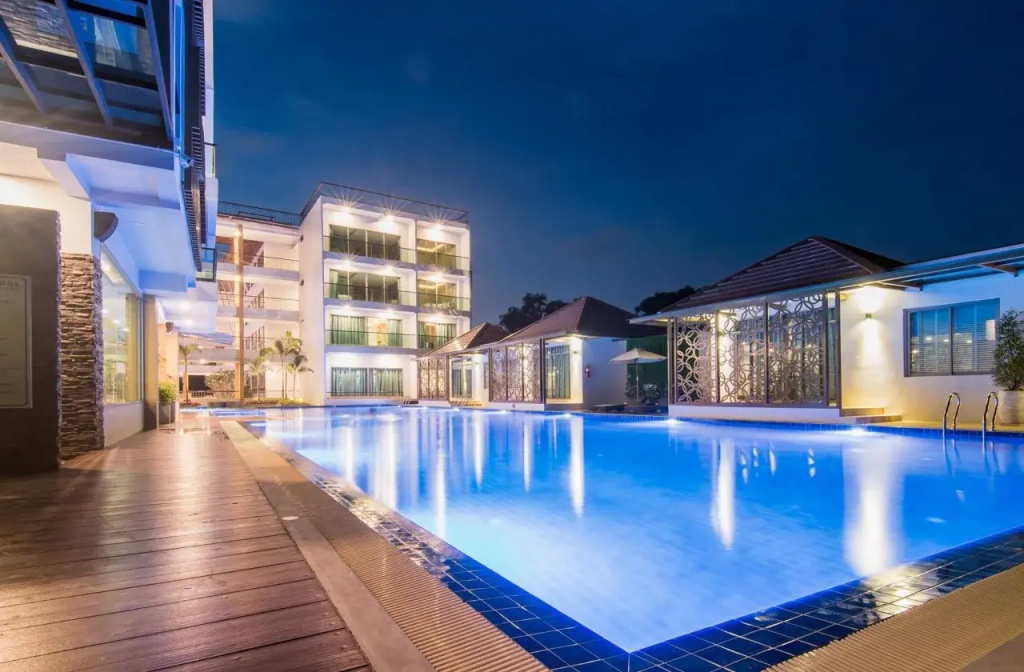 Pool