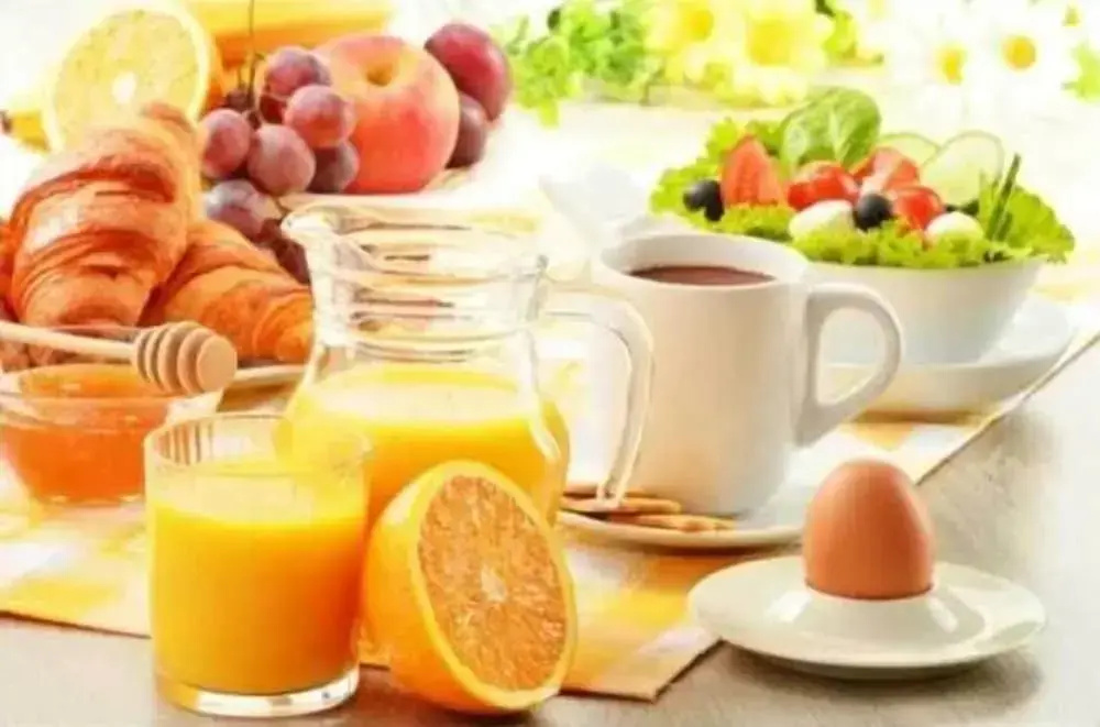 Food & Beverage
