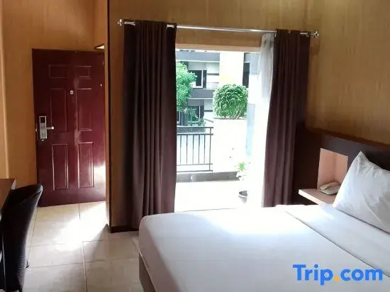 Hotel New Merdeka Pati - Chambres