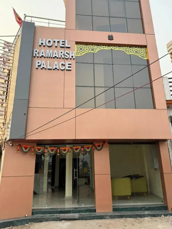 Hotel Ramarsh Palace