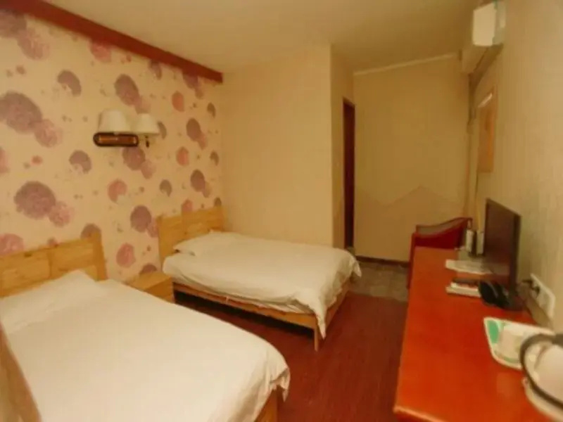Economy Double room (2 twin beds)