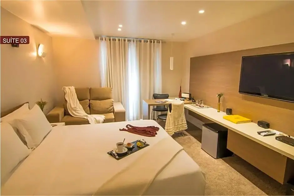 Deluxe Suite
