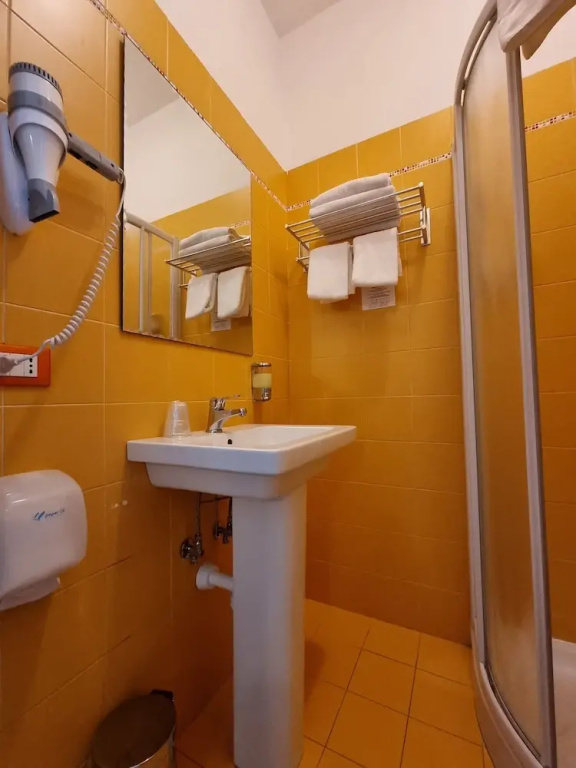 Green Class Hotel Astoria - Chambres