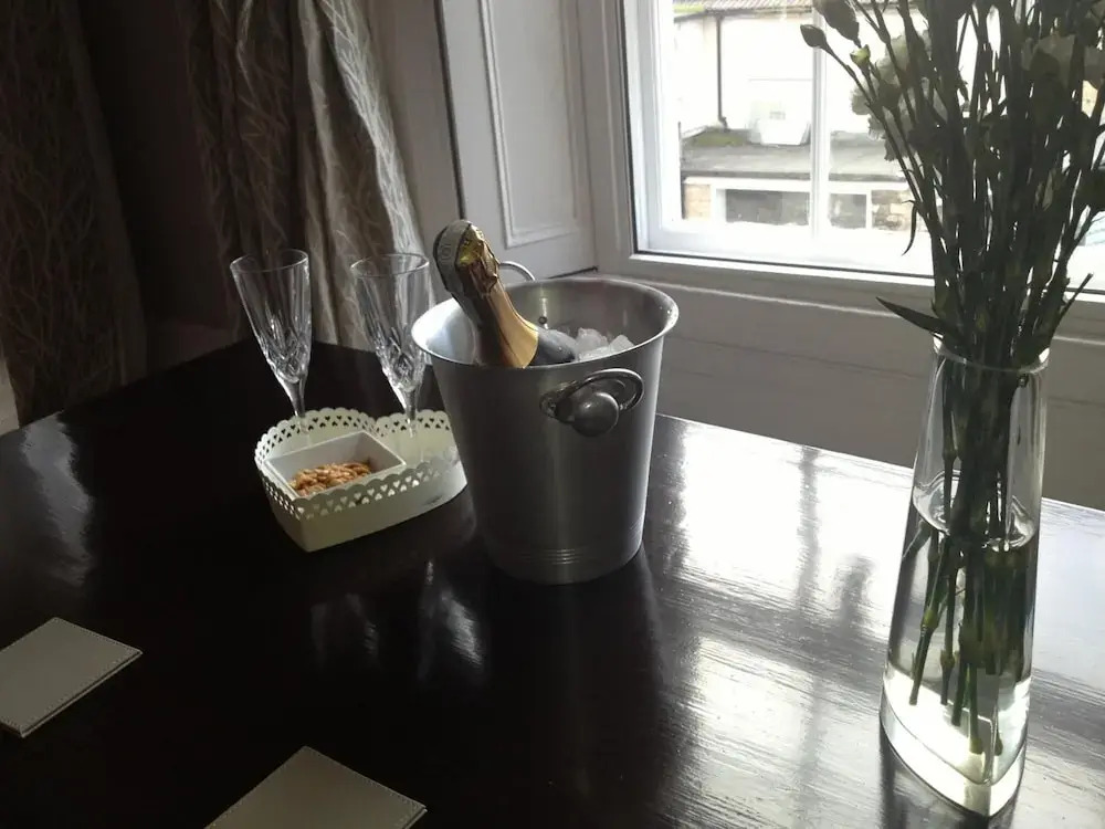 The Castle House Luxury Bed & Breakfast - фото 10