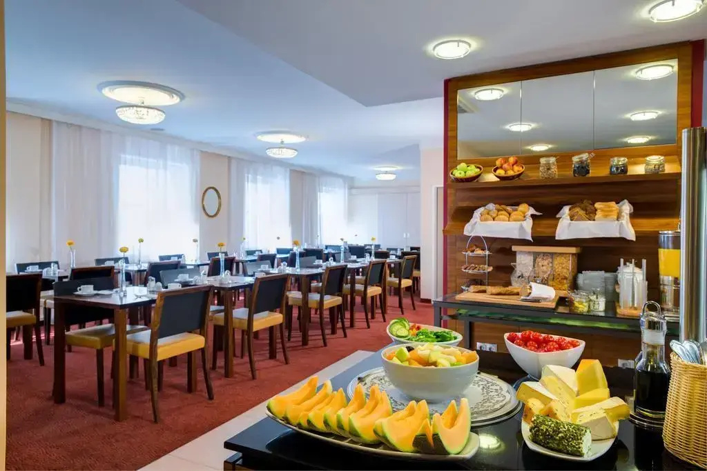 Hotel photo 8