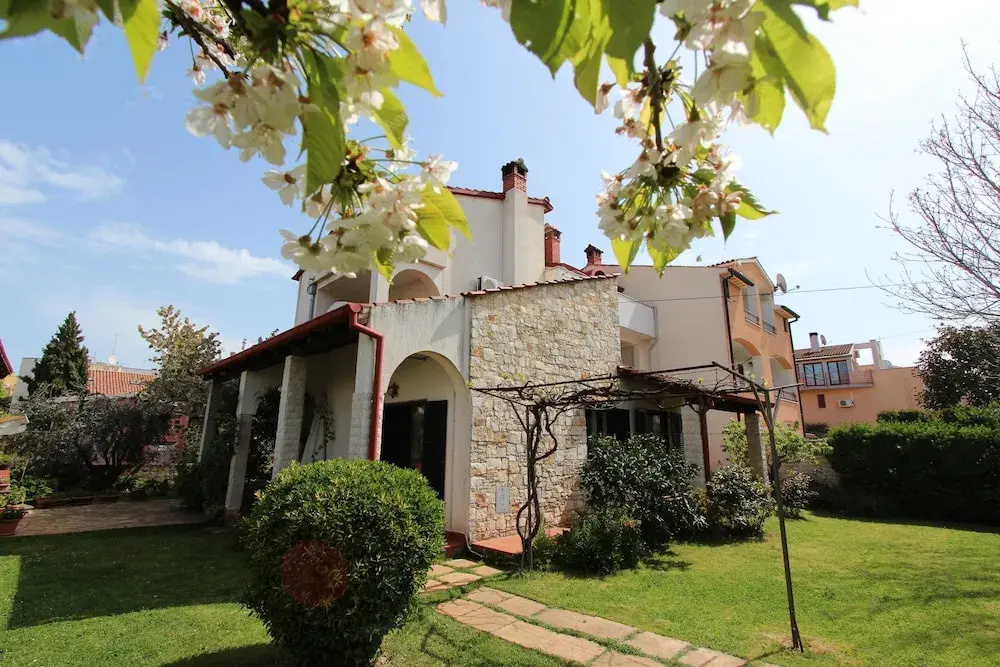 Apartments Milena