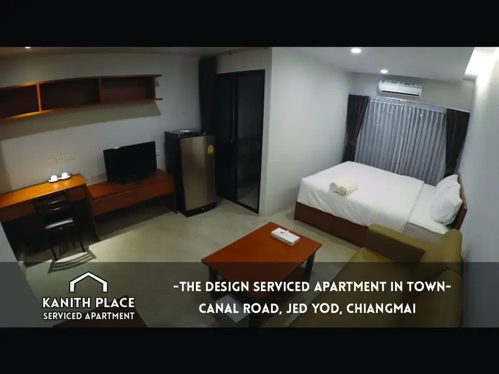 Superior Double room with balcony (full double bed)