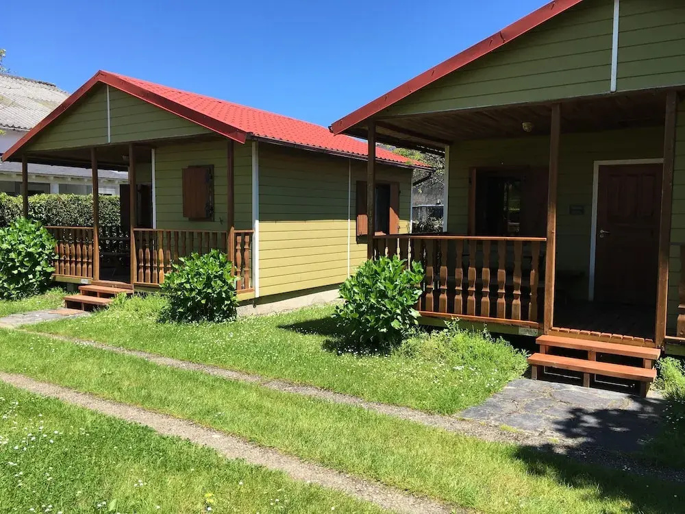 Bungalow with balcony