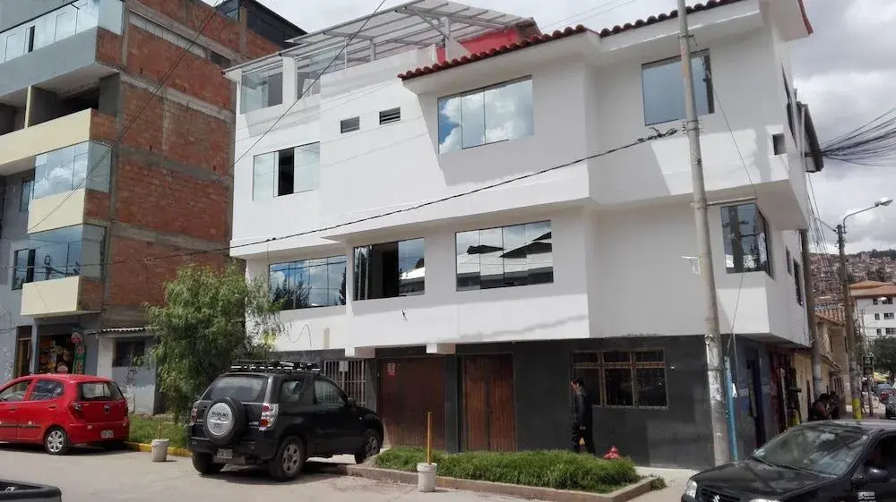 Hermoza House Bed & Breakfast