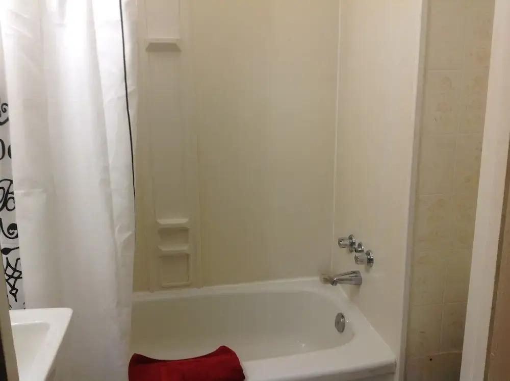 gallery_image_hidden_11