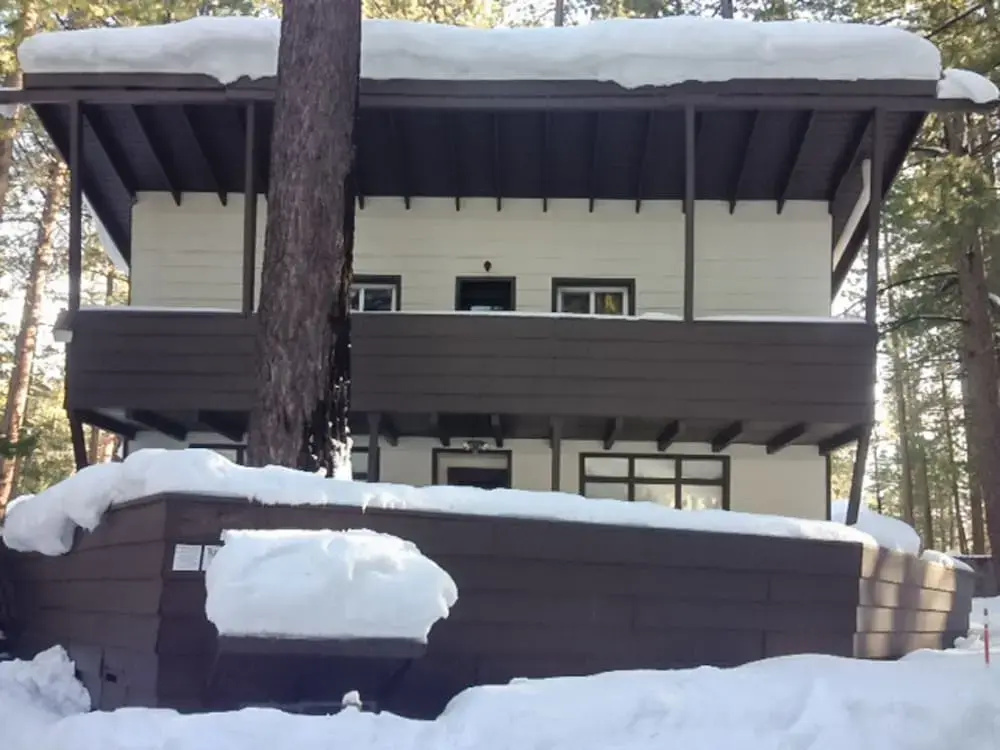 Becky's Boathouse 3BR by RedAwning