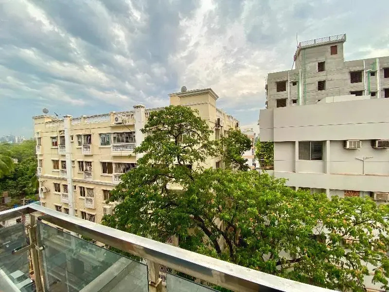 Executive Double room with balcony and with city view (full double bed)