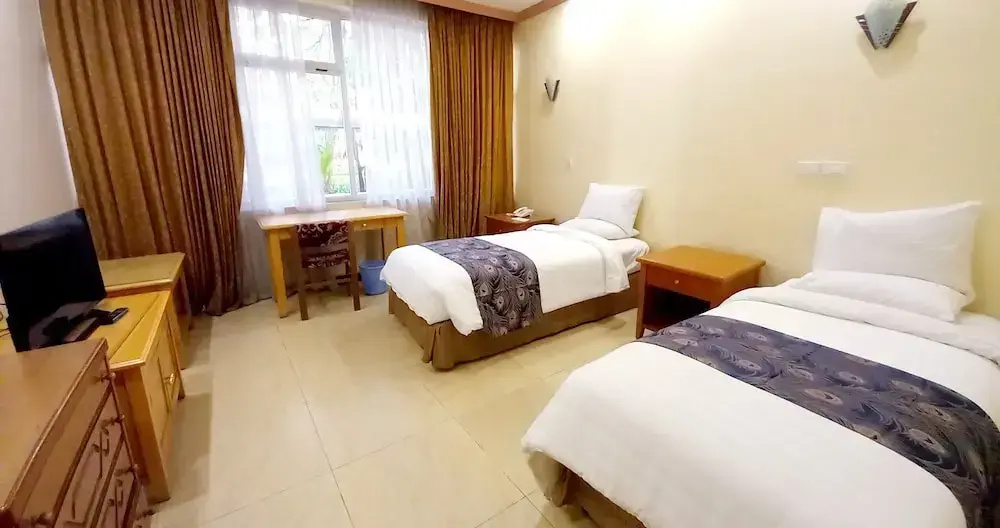 Standard Double room with balcony (twin beds)