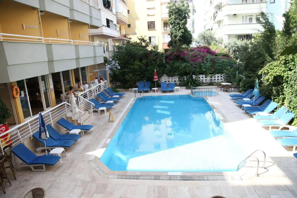 Hotel photo 12
