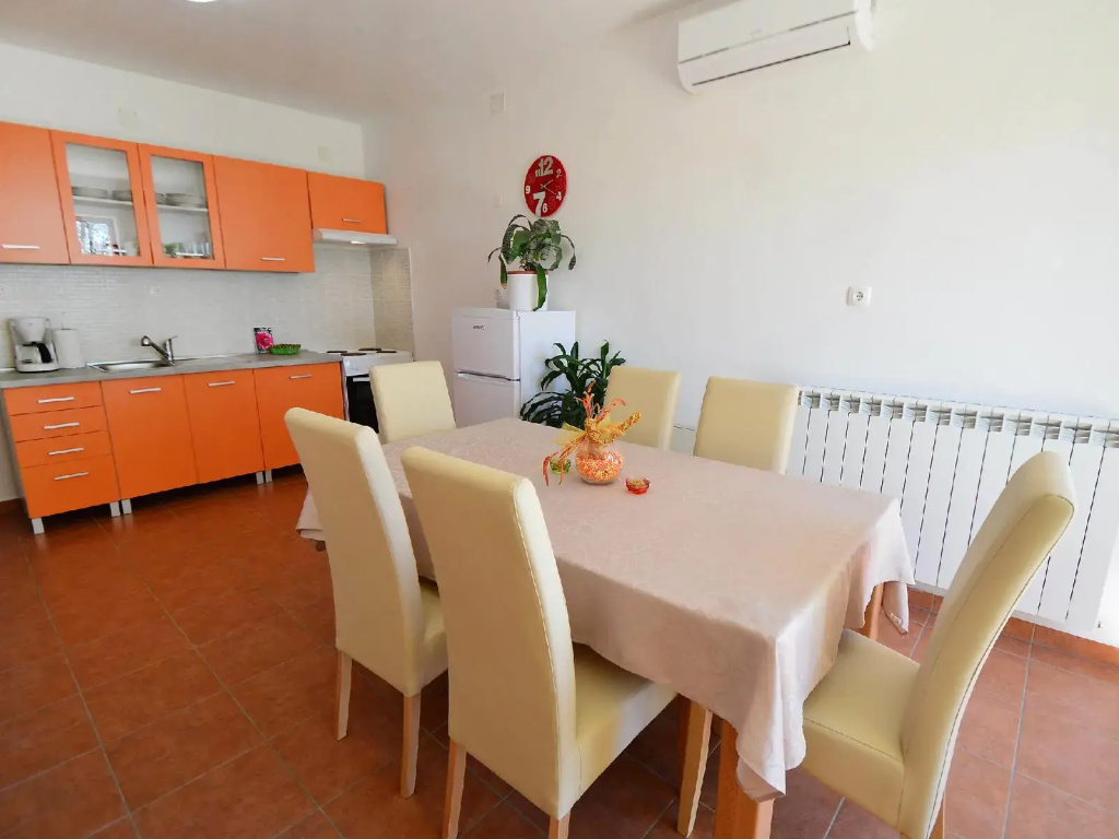 Carmen Sylva - Two Bedroom
