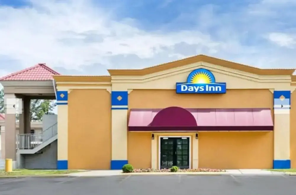 Days Inn Greensboro Airport