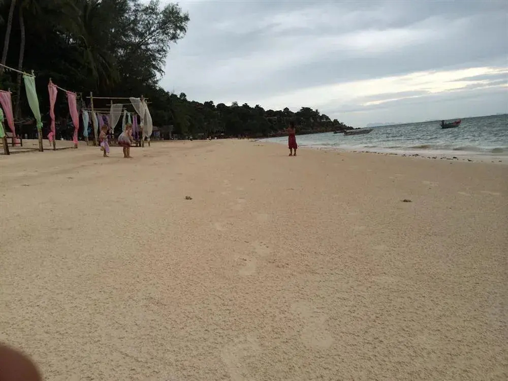 Beach & Waterfront