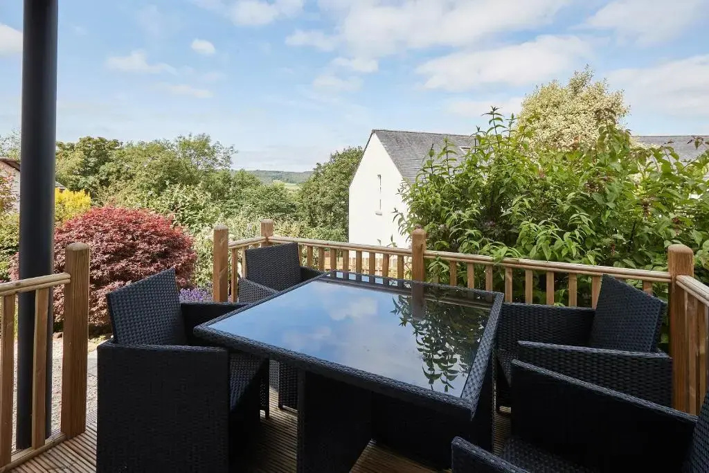 Host Stay Farrers View