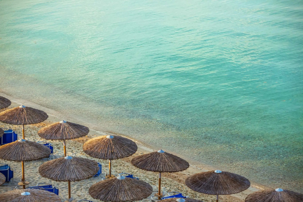 Beach & Waterfront