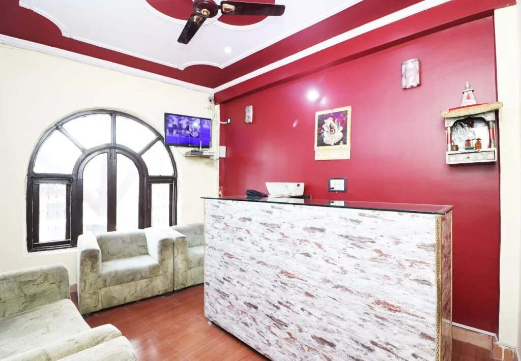 Hotel Sweet Night by OYO Rooms