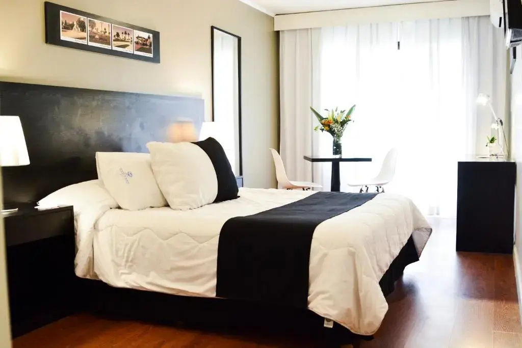 Pocitos Plaza Hotel - Chambres