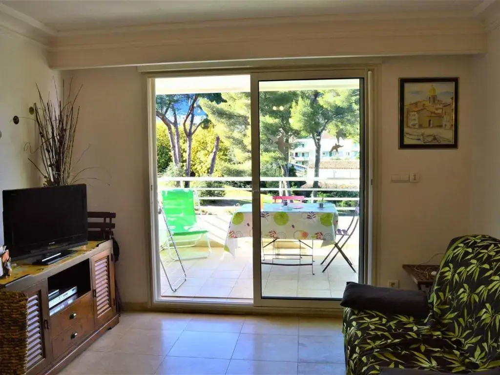 Voir la photo 4 — Appartement Cavalaire-sur-Mer, 2 pièces, 4 personnes - FR-1-226B-81