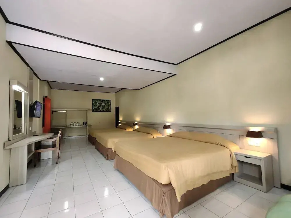 Grand room