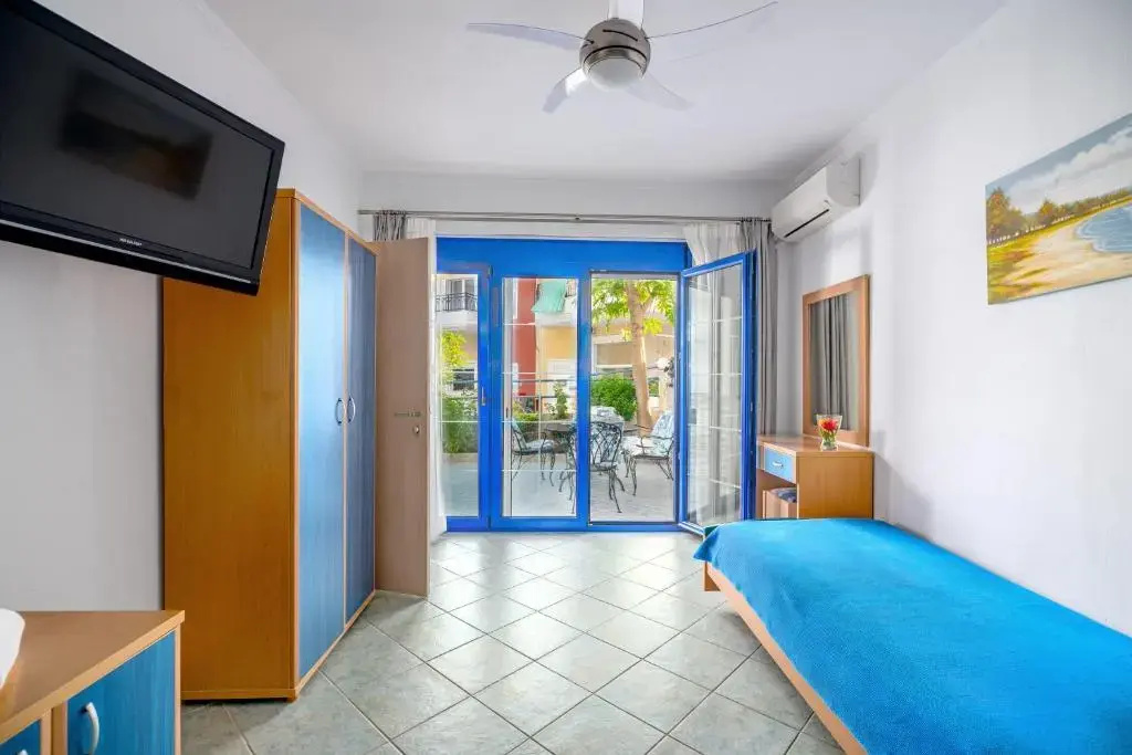 Mesogeios 2000 - Chambres