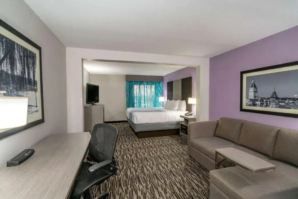 La Quinta Inn & Suites by Wyndham Clarksville - Chambres