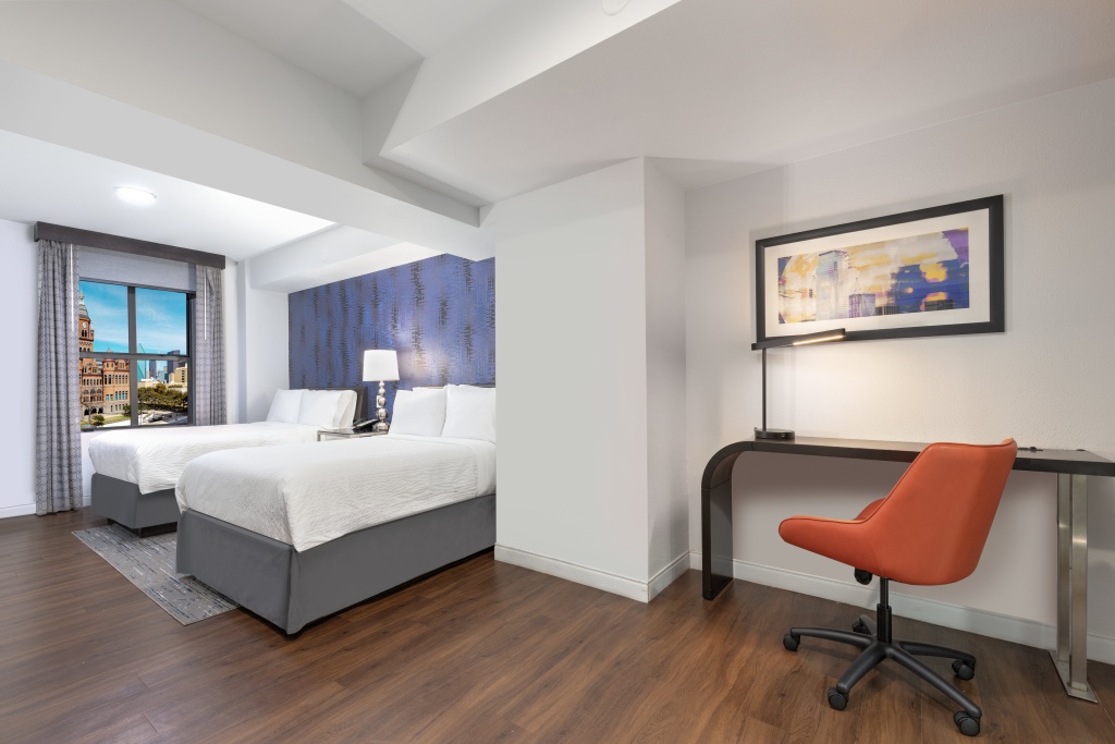 Отель Holiday Inn Express Dallas Downtown by IHG в Далласе