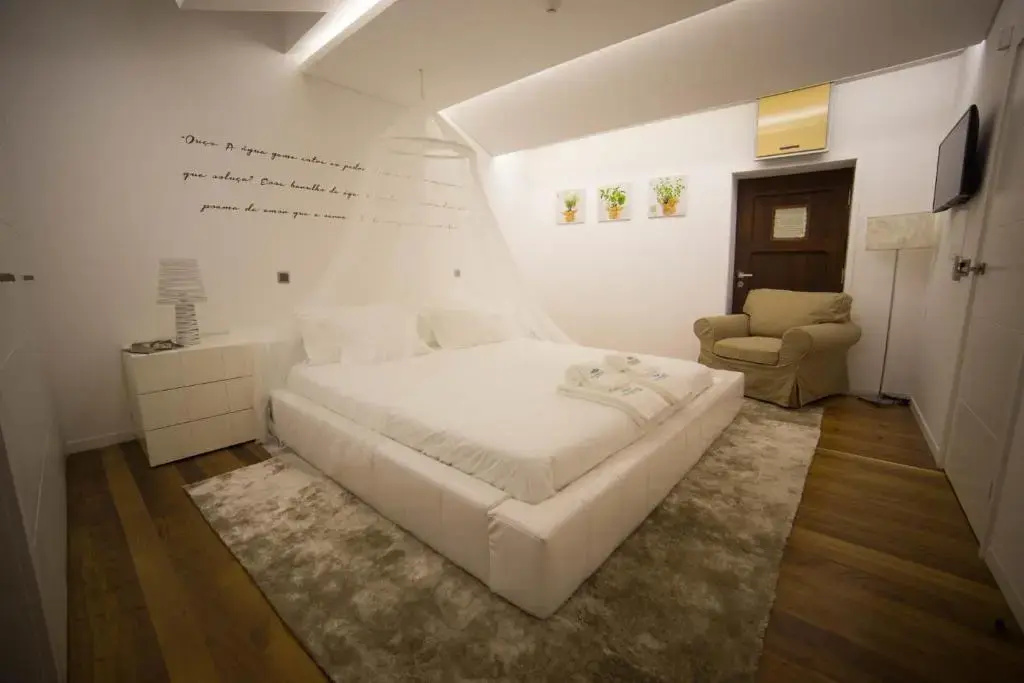 3 Bedrooms Cottage