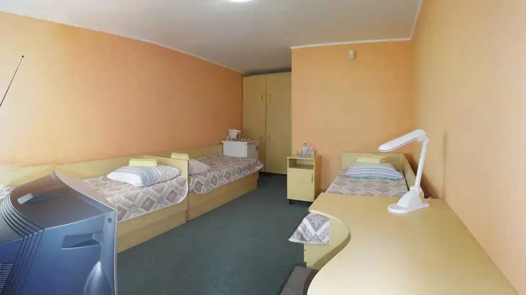 Economy room