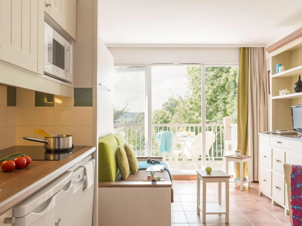 Voir la photo 2 — Apartment in Branville in a Nice Area
